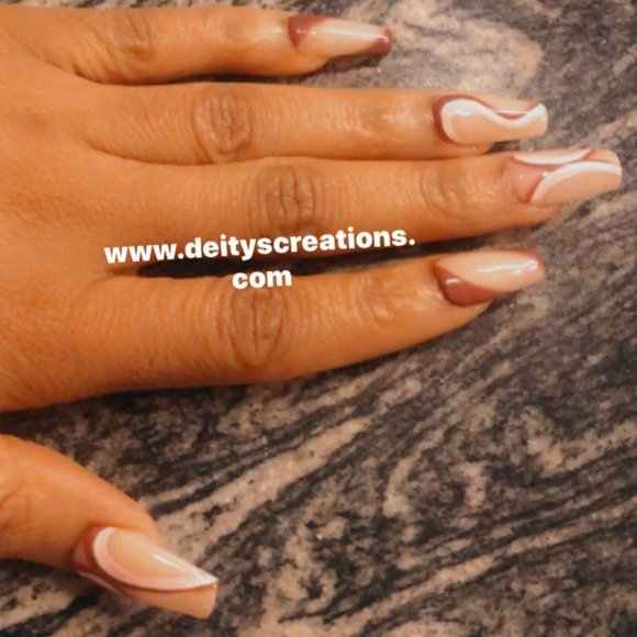Nude/chocolate/vanilla swirl and  press on nails - Picture 1 of 10